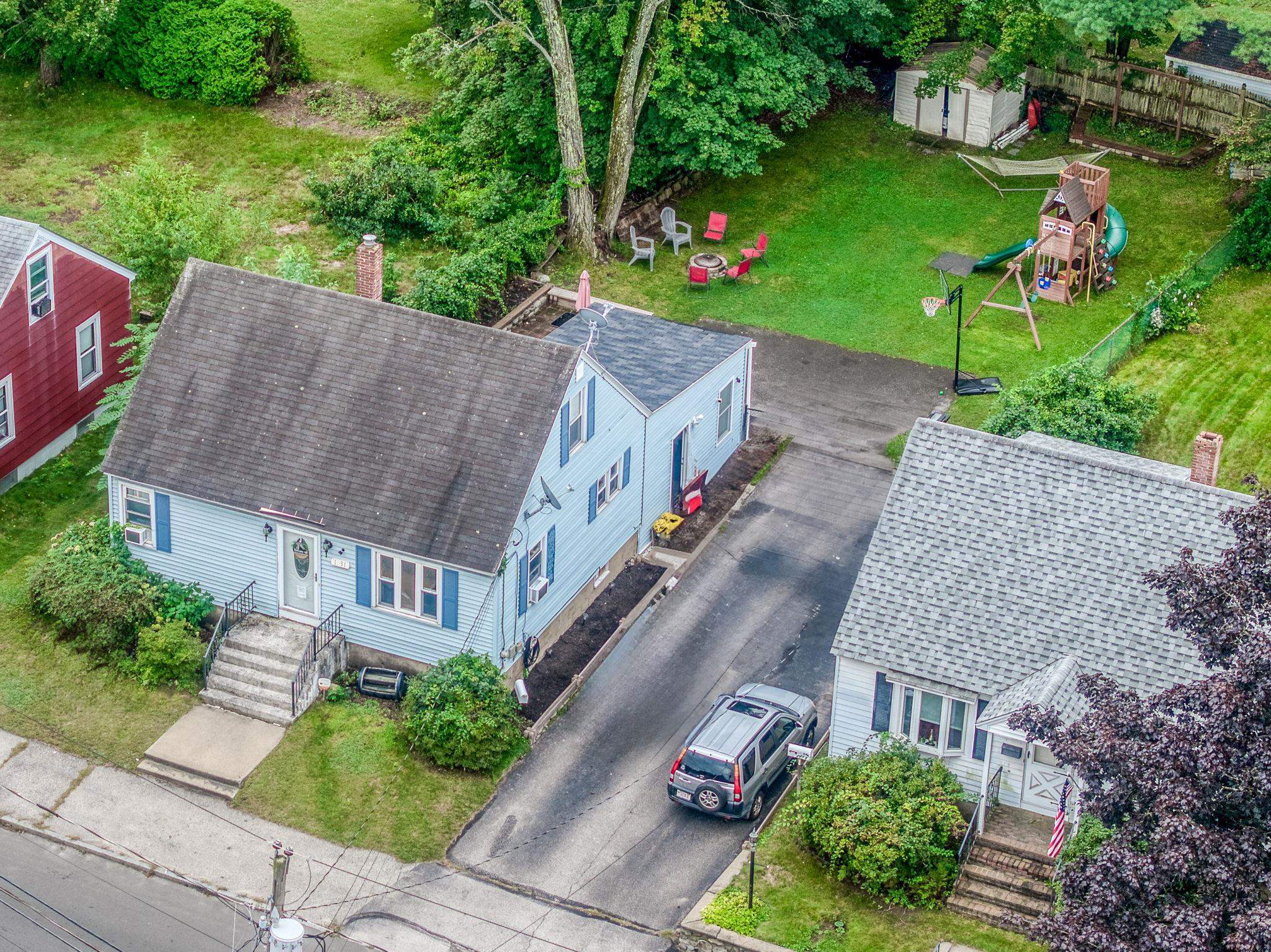 1031 Cilley Road Manchester, NH 03103 - Photo 12 of 21 Gallery Image 12