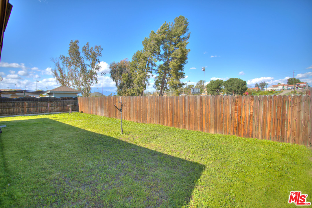 5115 Swallow Lane Riverside, CA 92505 - Photo 22 of 24