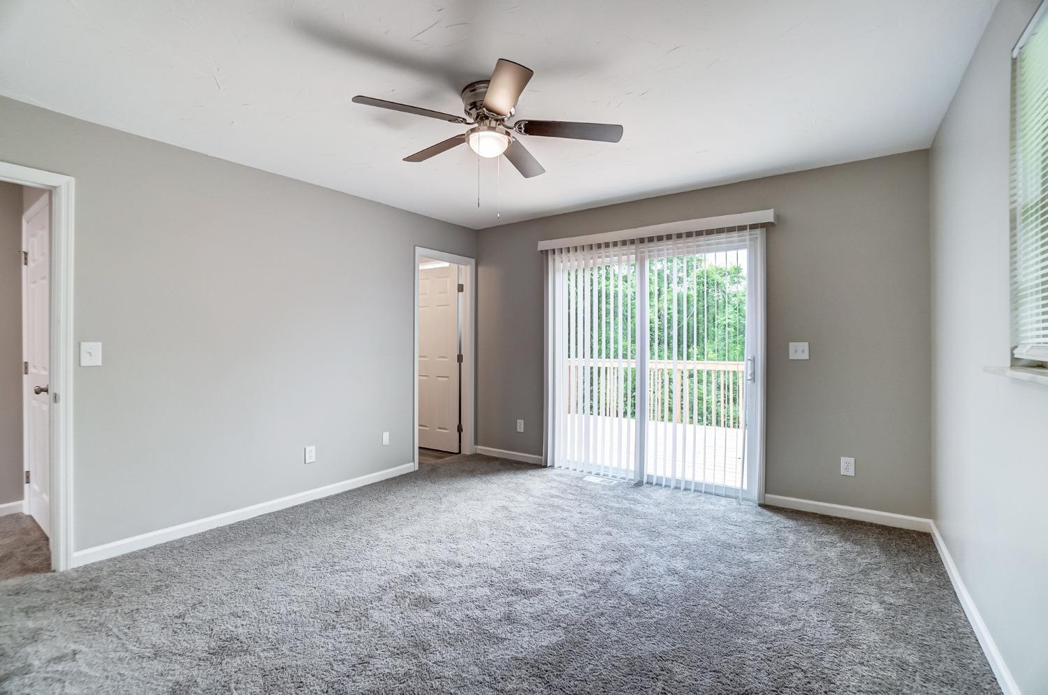 3241 Crest Road Cincinnati, OH 45251 - Photo 16 of 42