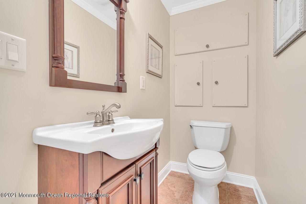 33 Pelican Road Middletown, NJ 07748 - Photo 13 of 45 Powder Room