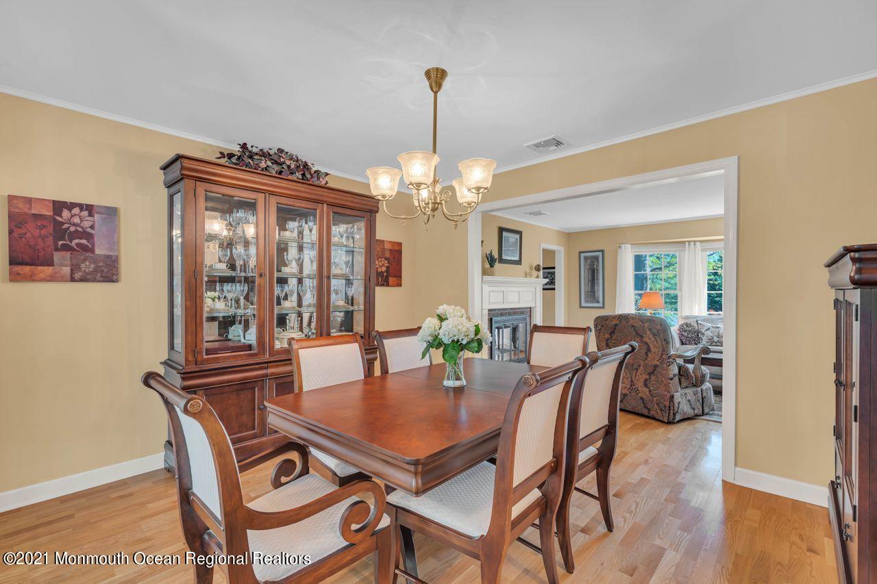 33 Pelican Road Middletown, NJ 07748 - Photo 19 of 45 Dining Room