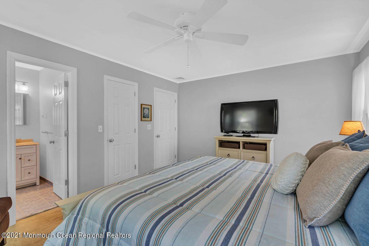 33 Pelican Road Middletown, NJ 07748 - Photo 22 of 45 Master Bedroom