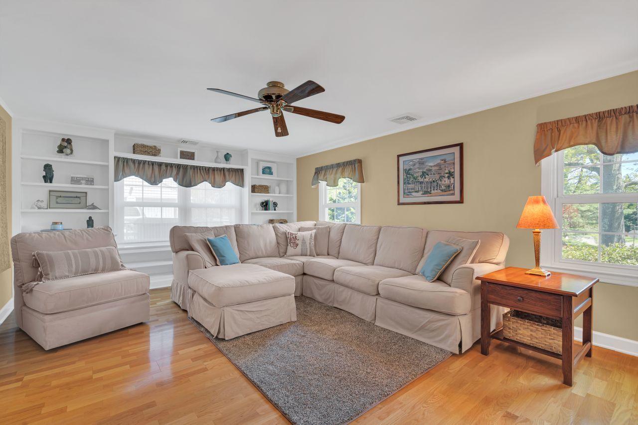 33 Pelican Road Middletown, NJ 07748 - Photo 9 of 45 Family Room