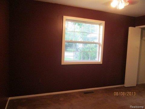 985 Heights Road Lake Orion, MI 48362 - Photo 7 of 16 IMG_8346.JPG