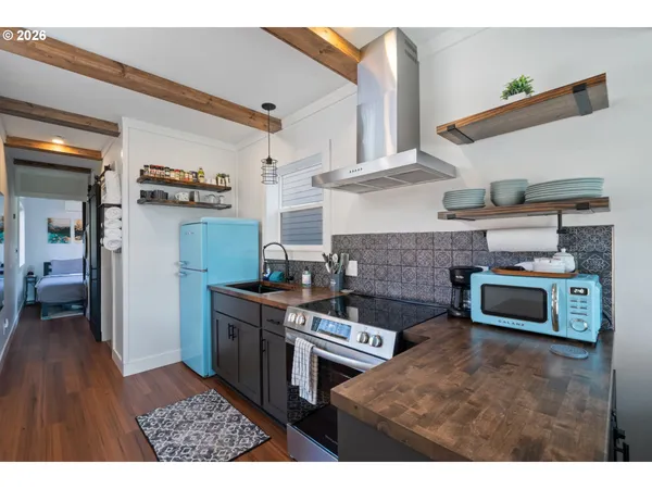 $329,000 | 335 Hillsdale Street West, Oceanside, OR 97141