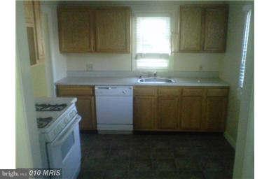 41 Truslow Road Fredericksburg, VA 22405 - Photo 2 of 4 Kitchen