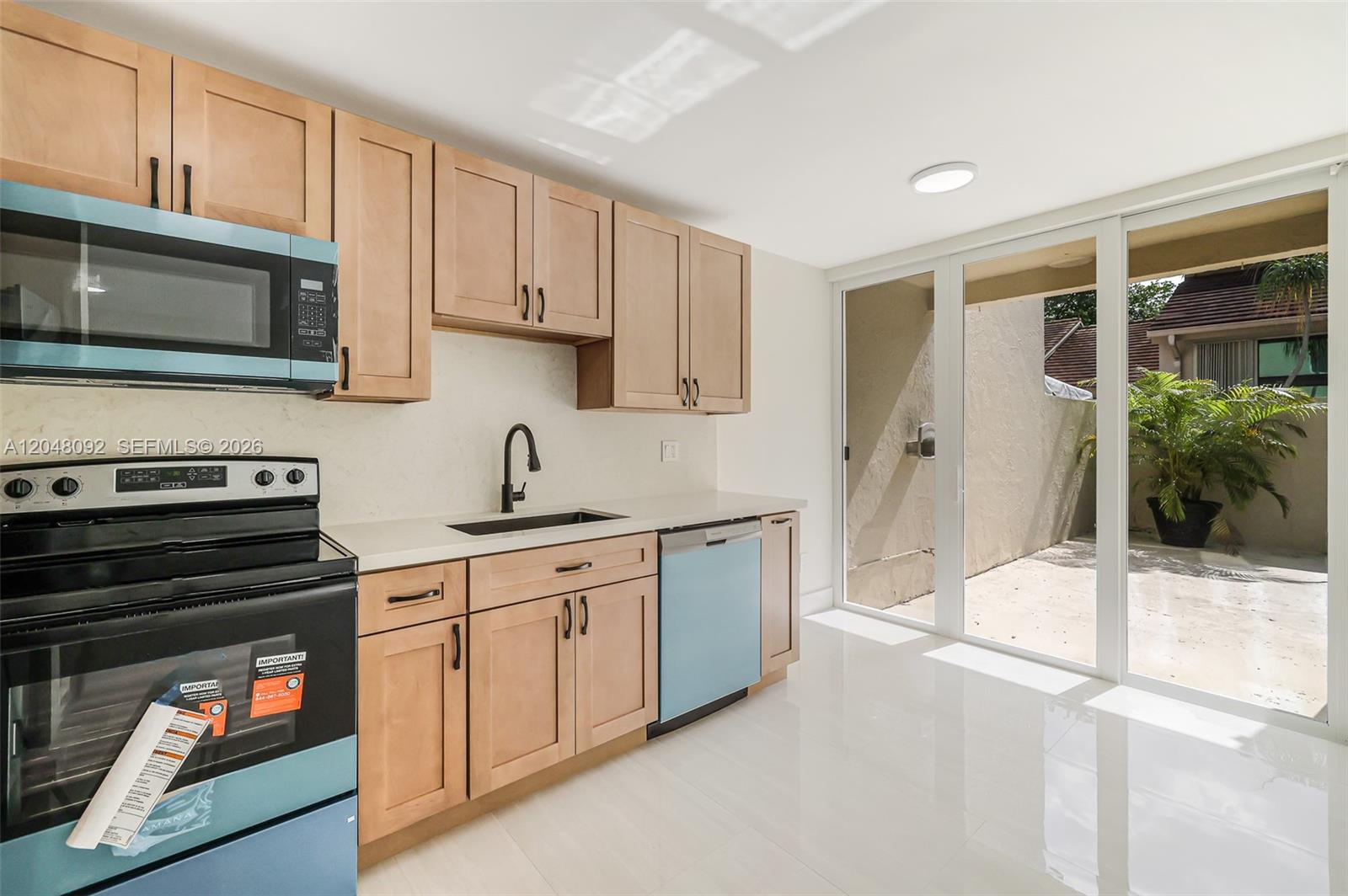 11621 Southwest 90th Street Miami, FL 33176 - Photo 11 of 35