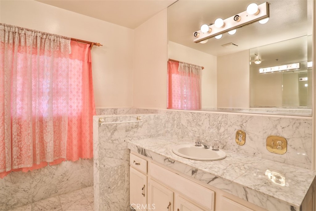 628 Wapello Street Altadena, CA 91001 - Photo 27 of 74