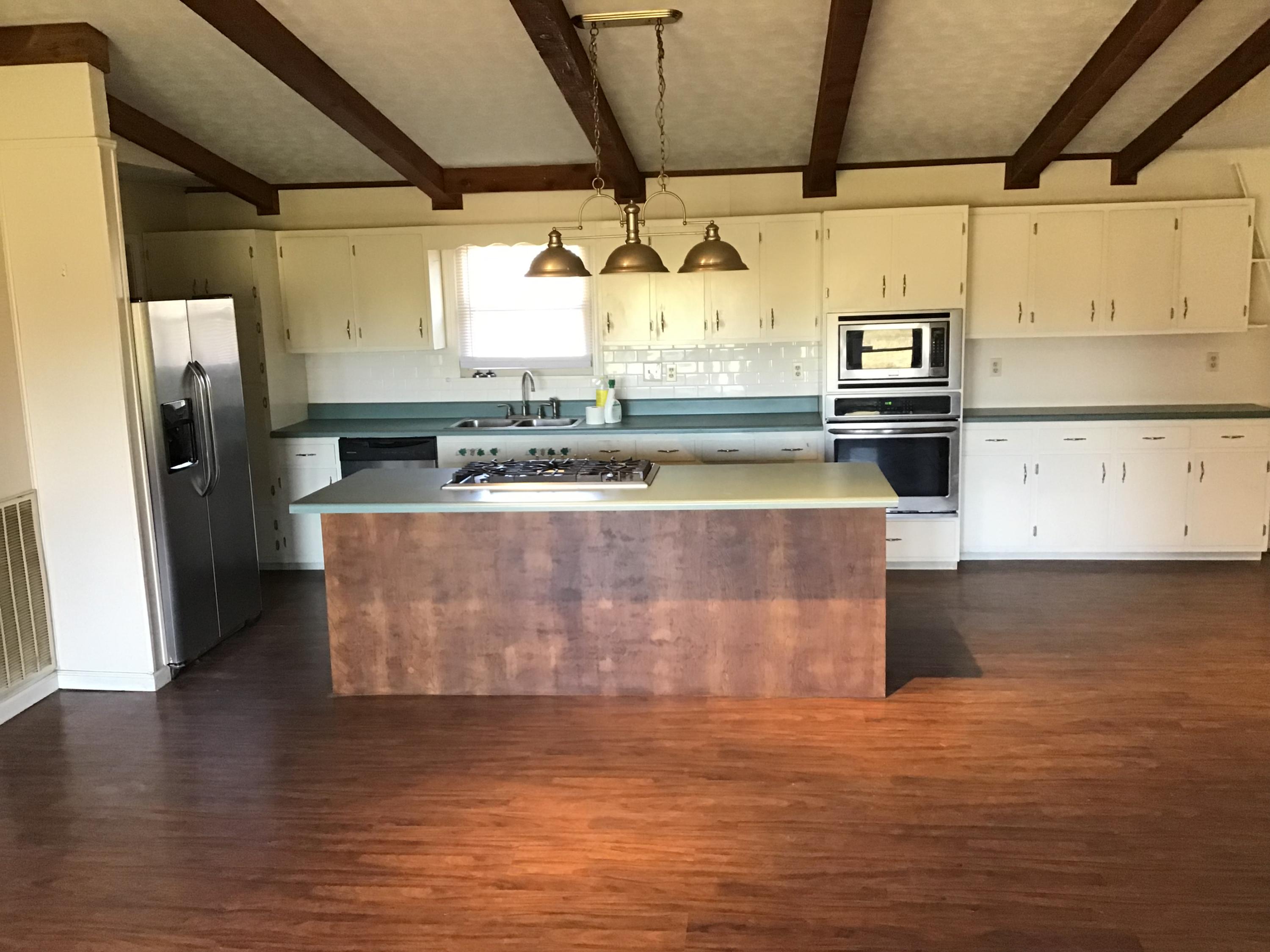 1264 West Creston Road Crossville, TN 38571 - Photo 14 of 14 F8150200-6C77-4FDC-8921-945A9C5D010B