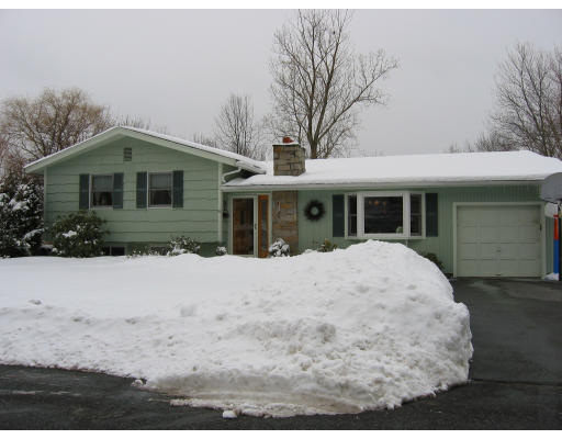 83 Booth Street Needham, MA 02494 - Photo 1 of 11 Gallery Image 1