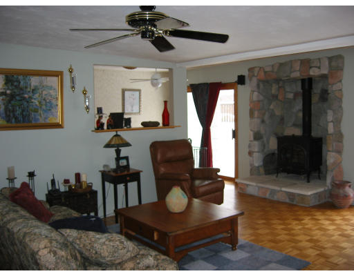83 Booth Street Needham, MA 02494 - Photo 5 of 11 Gallery Image 5