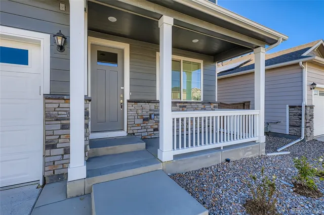 $2,795 | 9935 Ceylon Court, Commerce City, CO 80022