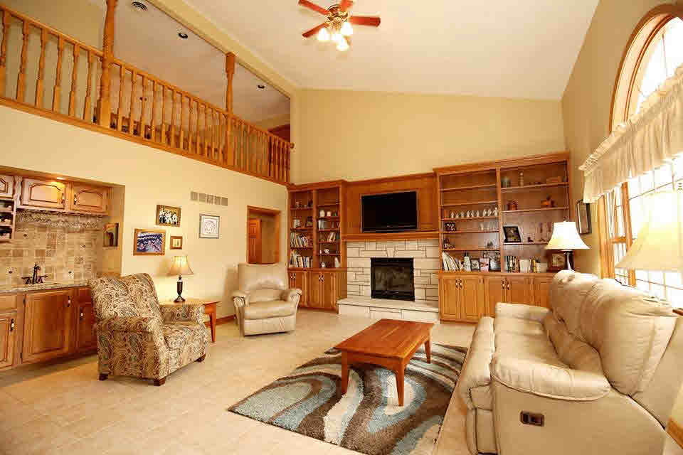 18305 Robbins Road Pleasant Valley, IA 52767 - Photo 6 of 22 Gallery Image 6
