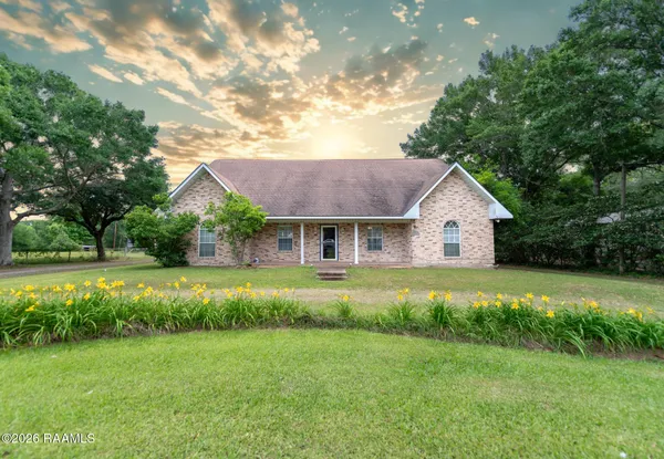 $324,999 | 7838 Eunice Iota Highway, Eunice, LA 70535