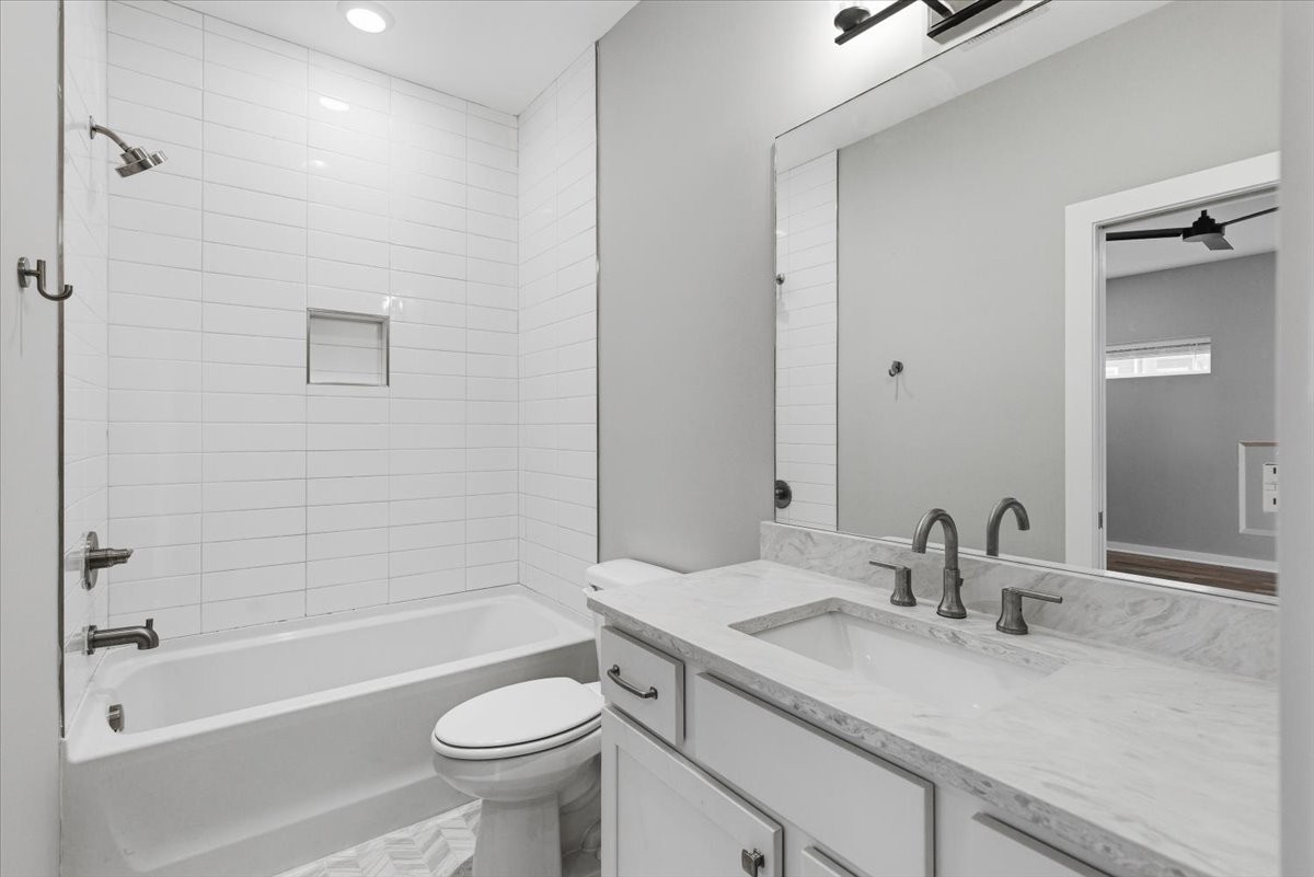 109 A Duke Street Nashville, TN 37207 - Photo 14 of 21 a bathroom with a sink a toilet and shower