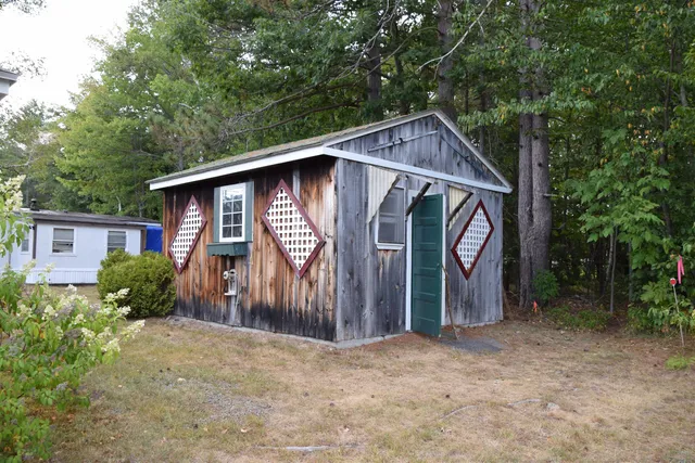 $114,900 | 141 Lancaster Road, Gorham, NH 03581