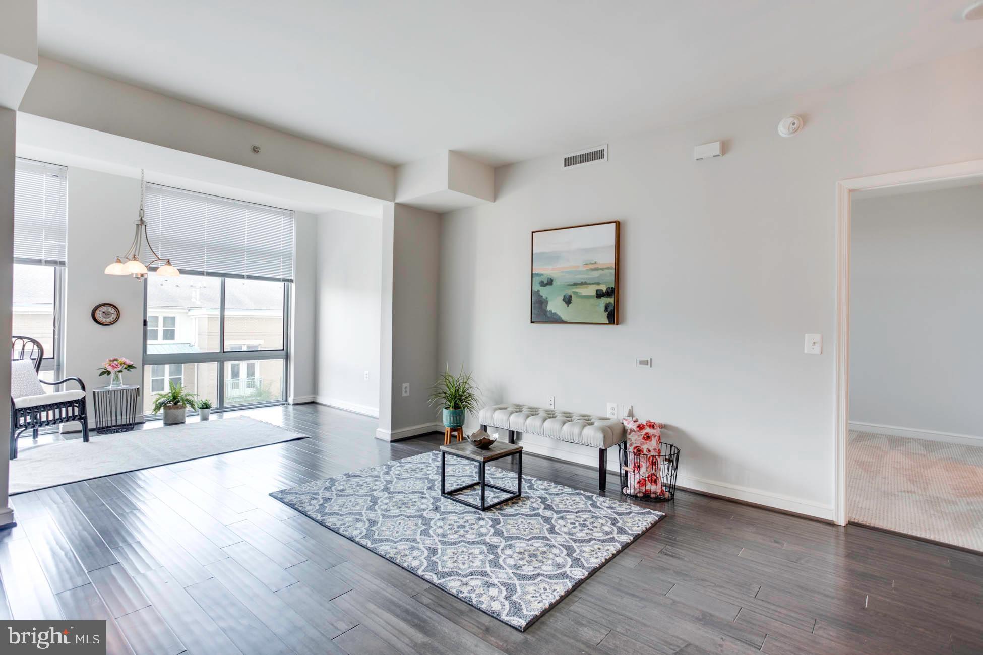 Living Room - Sun Room