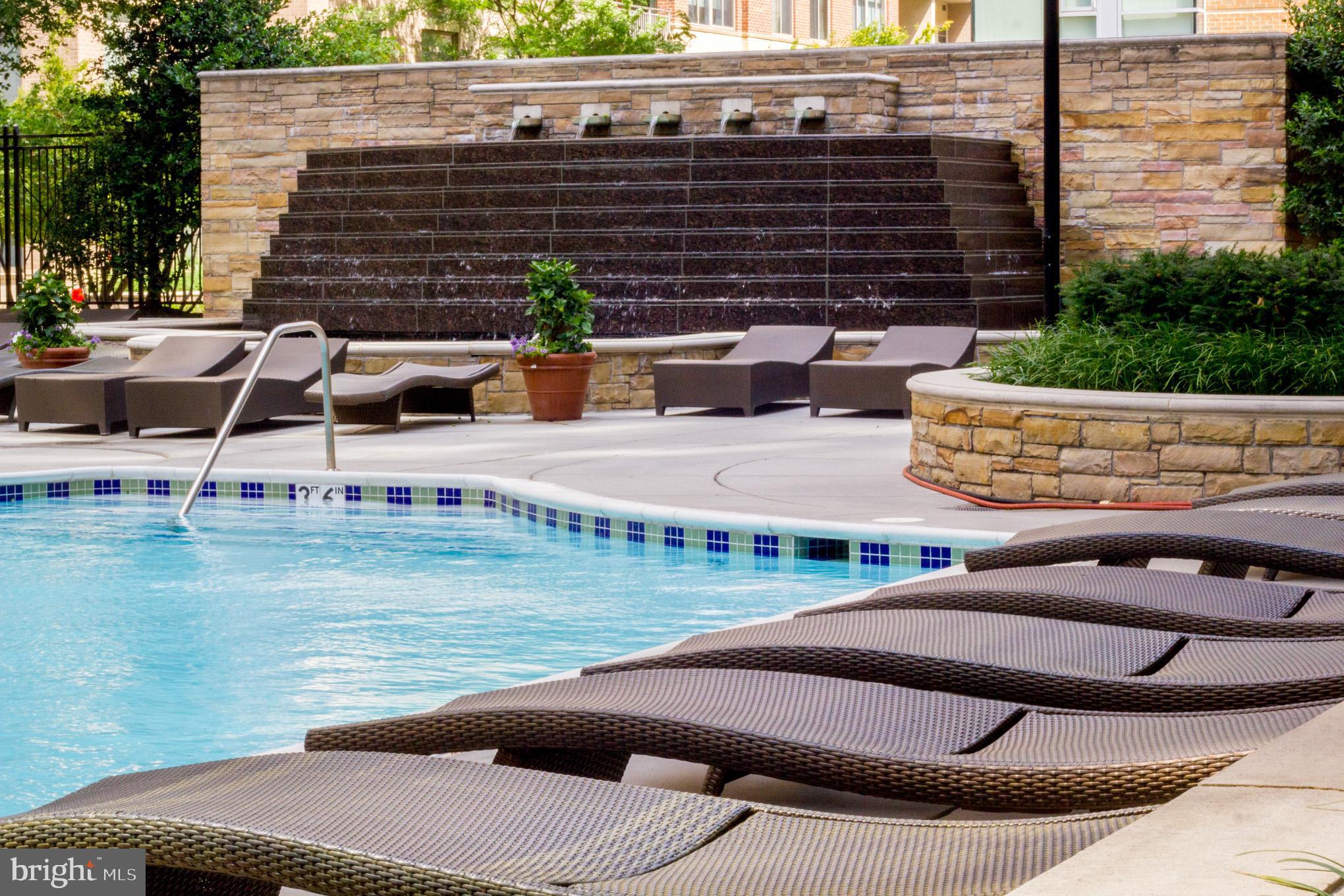 11990 Market Street, Unit 414 Reston, VA 20190 - Photo 29 of 58 Pool