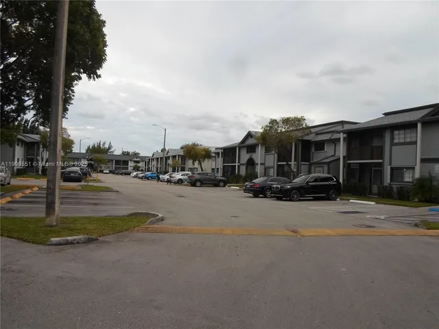 a view of outdoor space and entertaining space