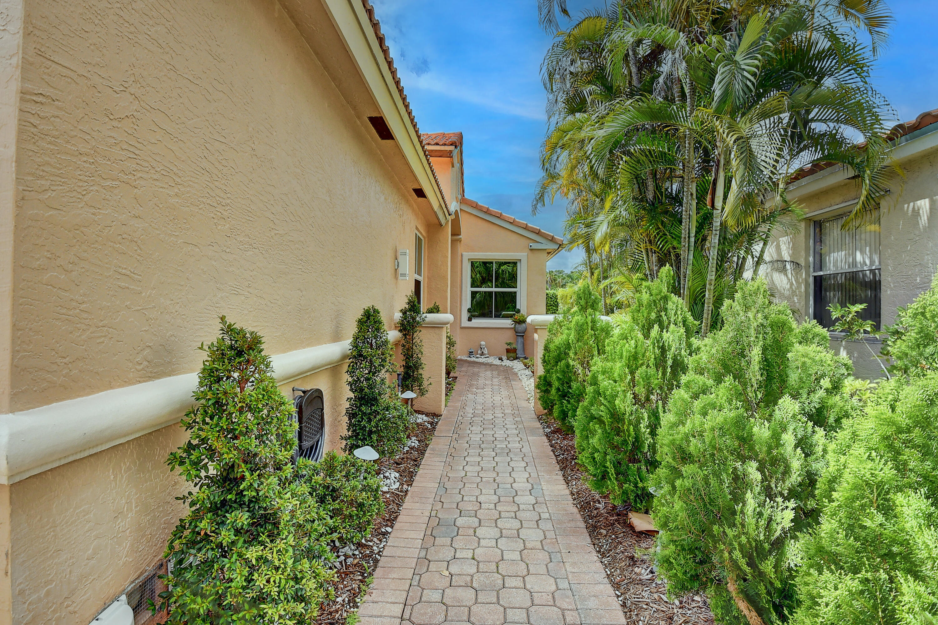 11182 Sea Grass Circle Boca Raton, FL 33498 - Photo 2 of 37 03_2 (3)