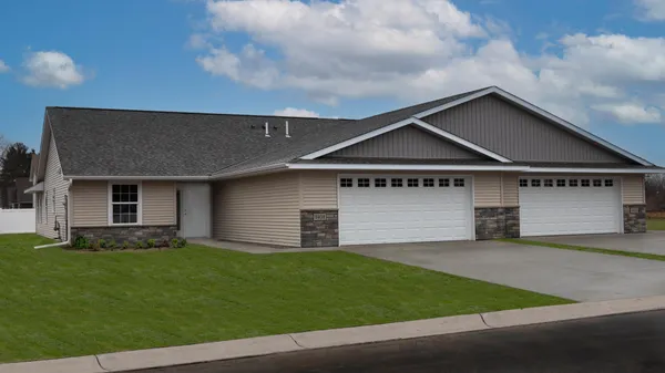 $398,900 | 1407 South 2nd Street, Princeton, MN 55371