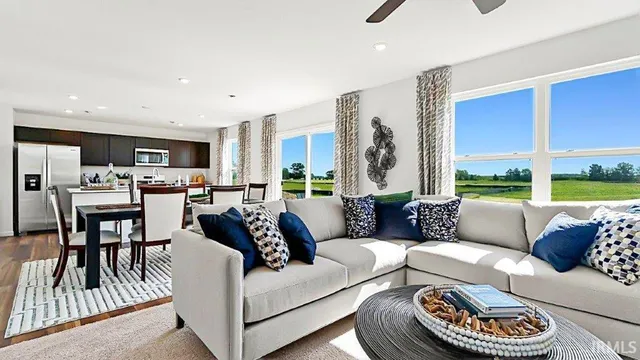 $362,845 | 12938 Rey Cove, Fort Wayne, IN 46818