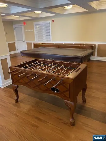 a black and white photo of a room