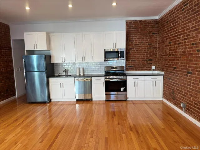 $3,500 | 562 39th Street, Unit 1 | Sunset Park