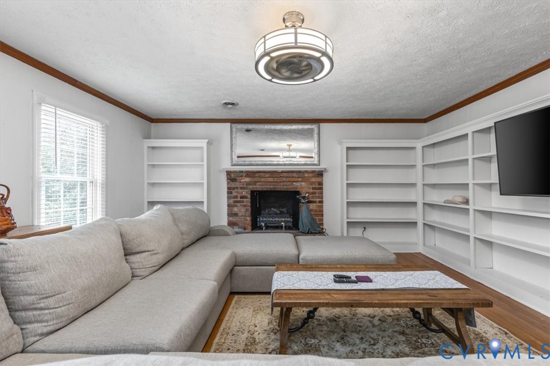 3923 Cresthill Road Chester, VA 23831 - Photo 26 of 68