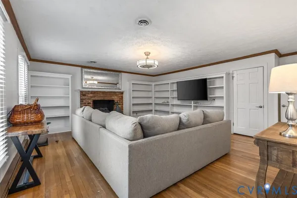 $529,000 | 3923 Cresthill Road, Chester, VA 23831