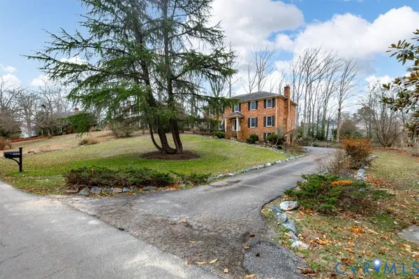 $529,000 | 3923 Cresthill Road, Chester, VA 23831