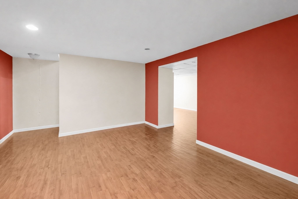 188 Wollaston Street Springfield, MA 01119 - Photo 18 of 39