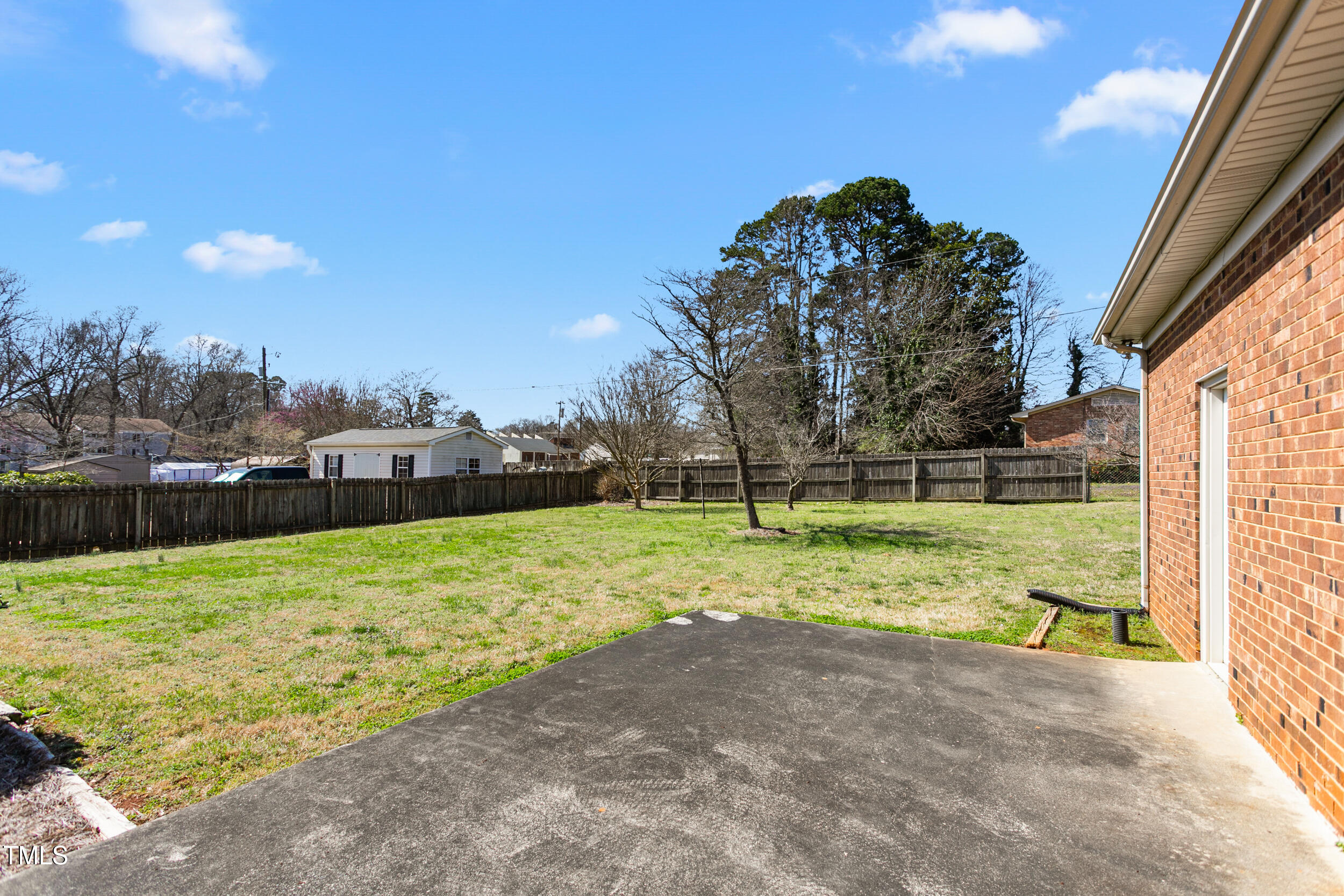 2103 Huntington Road Burlington, NC 27215 - Photo 36 of 36 2103 Huntington Road-34