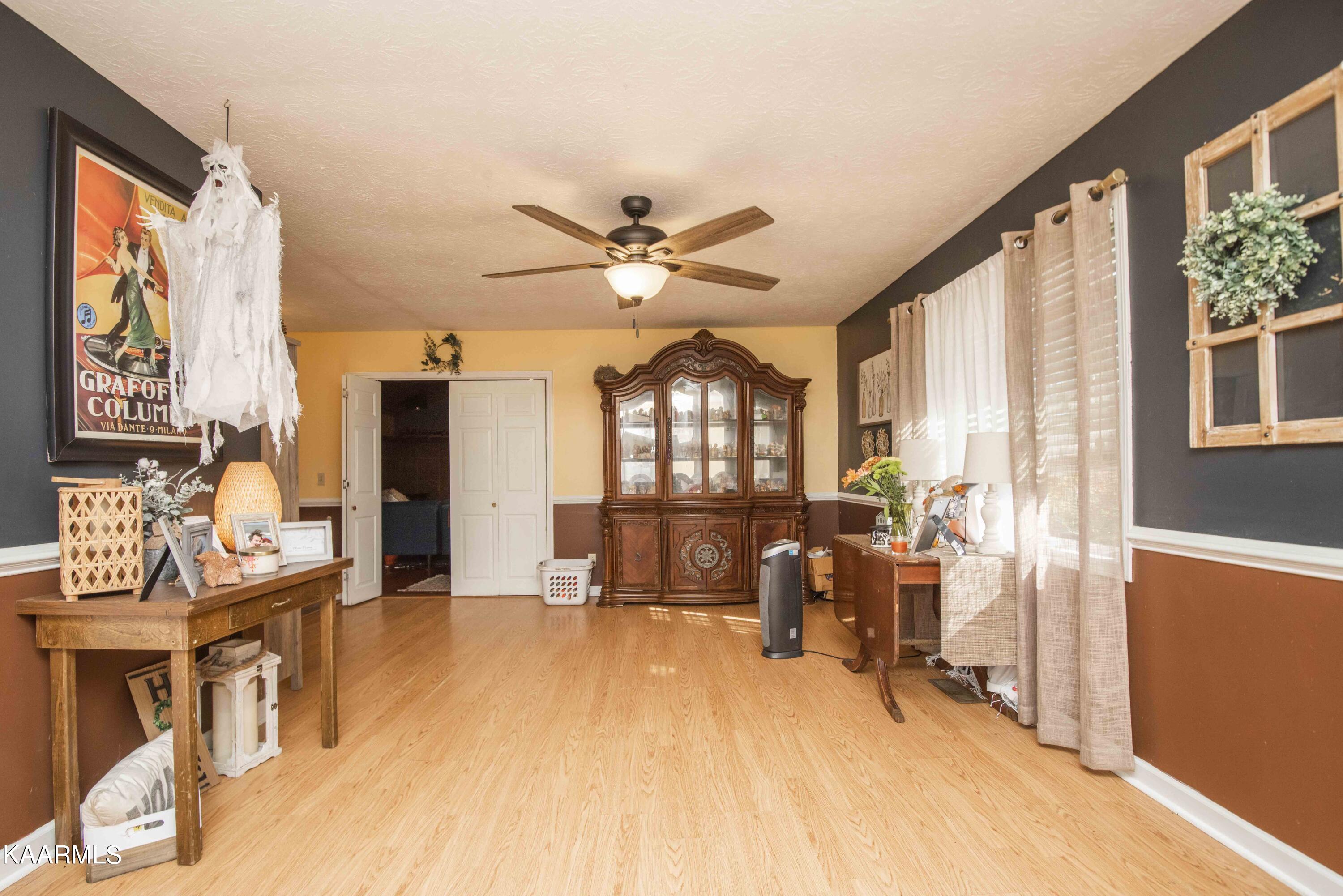 580 Rice Road Dayton, TN 37321 - Photo 13 of 45 living 3_1