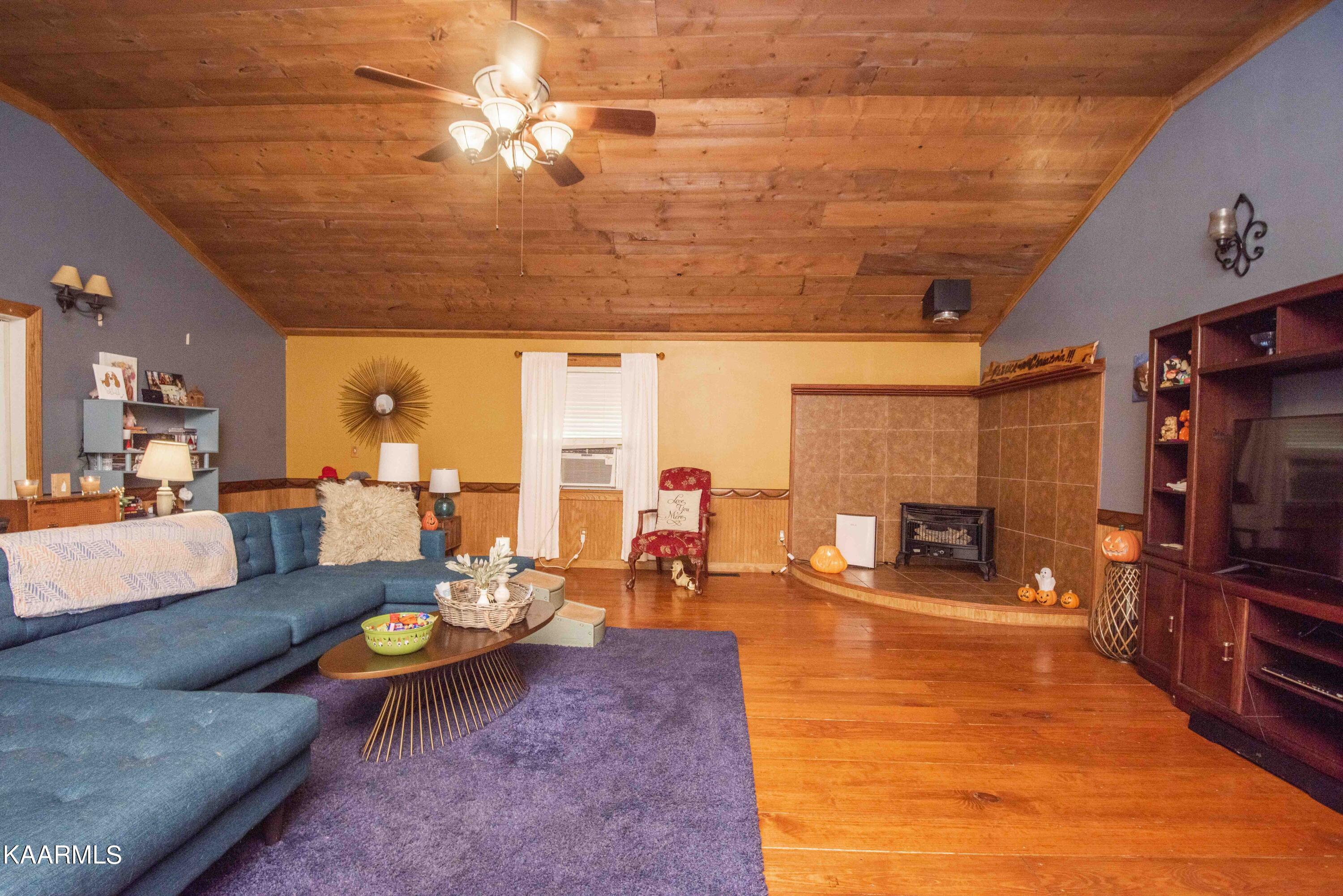 580 Rice Road Dayton, TN 37321 - Photo 8 of 45 den 2_1