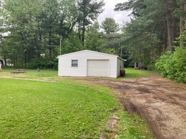 $41,900 | 2503 Milford Road, Parma, MI 49269