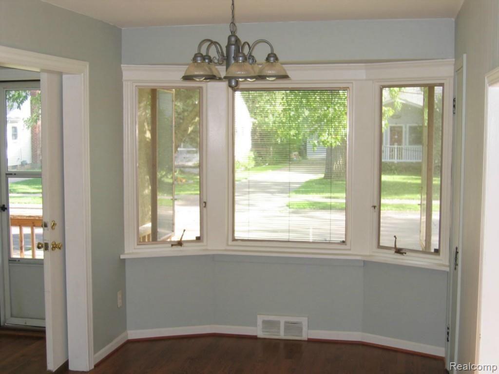 Breakfast room.jpg