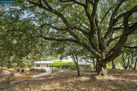 $2,795,000 | 41 Kellie Ann Court, Orinda, CA 94563