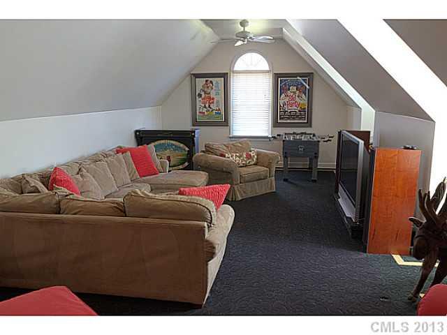 16615 Flying Jib Road, Unit 589 Cornelius, NC 28031 - Photo 11 of 16 Gallery Image 11