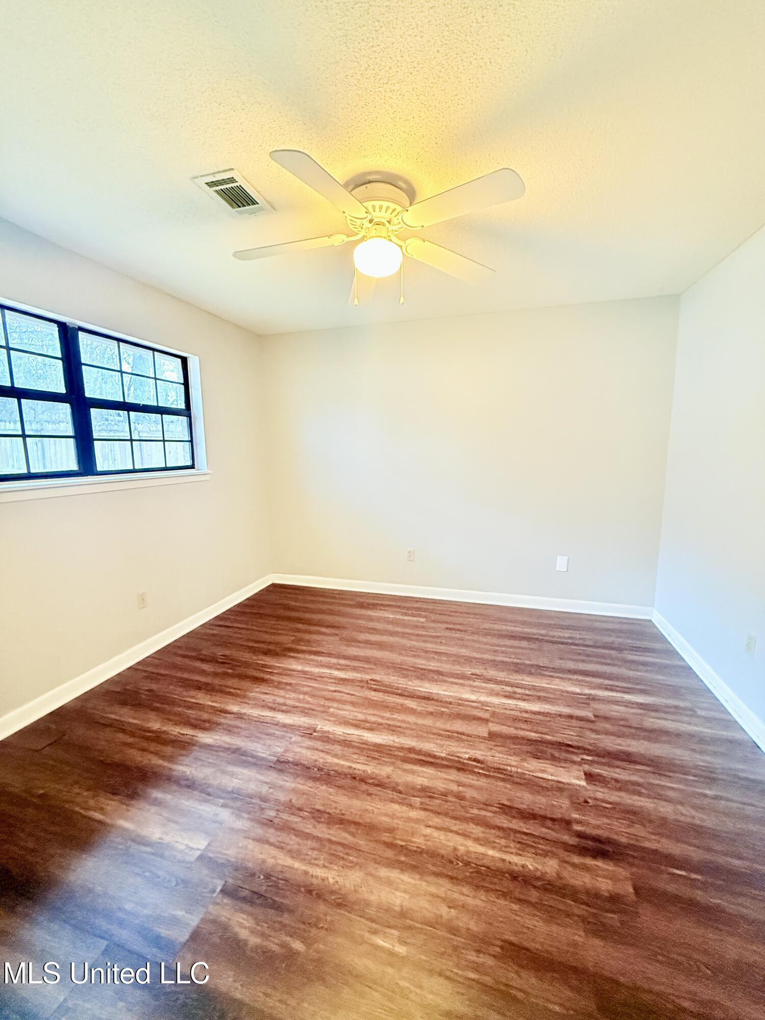 649 Old Hickory Road Grenada, MS 38901 - Photo 13 of 25 IMG_5873