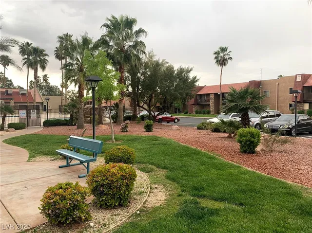 $1,050 | 5081 River Glen Drive, Unit 120, Las Vegas, NV 89103