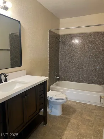 $1,050 | 5081 River Glen Drive, Unit 120, Las Vegas, NV 89103