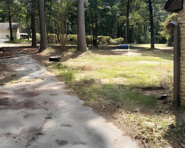 a view of walk in closet