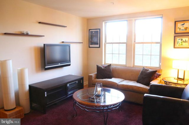 $340,000 | 1417 Newton Street Northwest, Unit 305, Washington, DC 20010