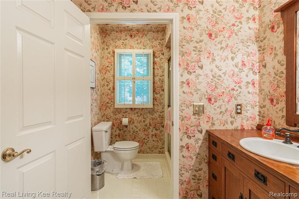 1329 Greenleaf Drive Rochester Hills, MI 48309 - Photo 25 of 49