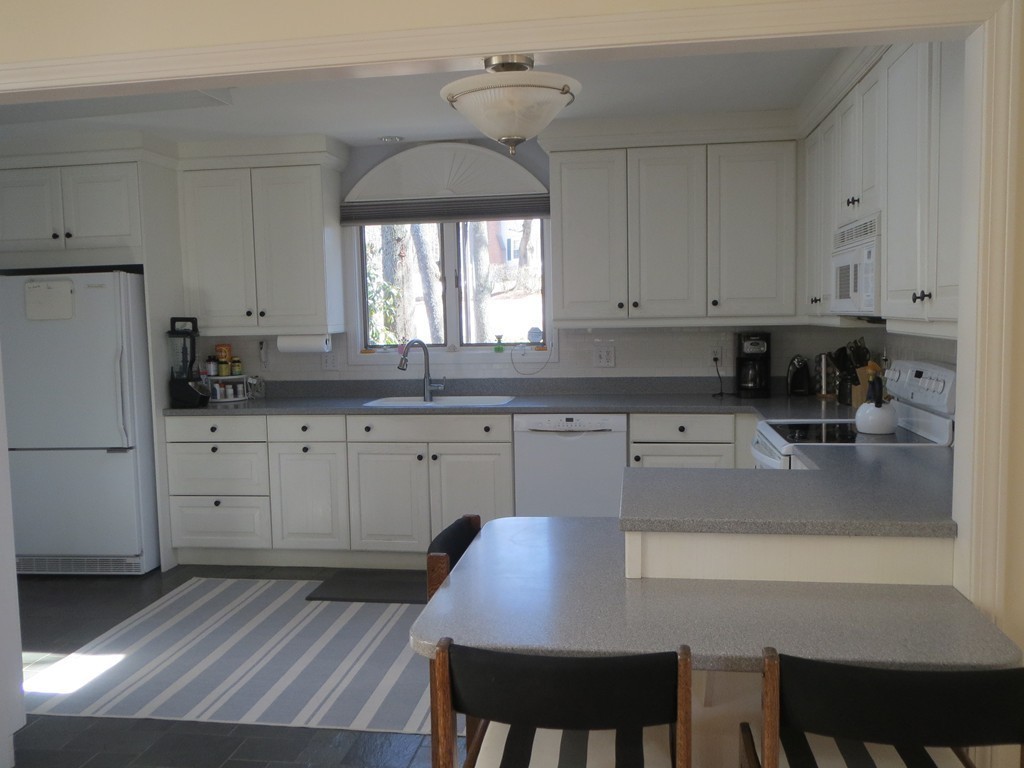 13 Bickford Hill Road Gardner, MA 01440 - Photo 8 of 29 Gallery Image 8