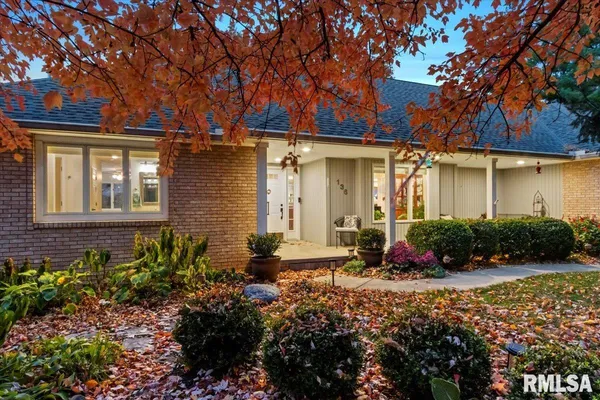 $475,000 | 136 Star Rim Drive, East Peoria, IL 61611