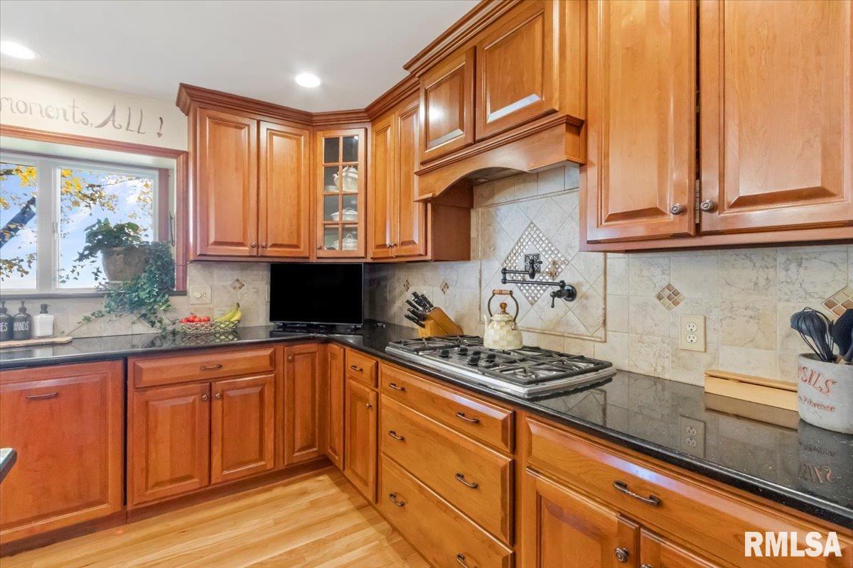 136 Star Rim Drive East Peoria, IL 61611 - Photo 23 of 70