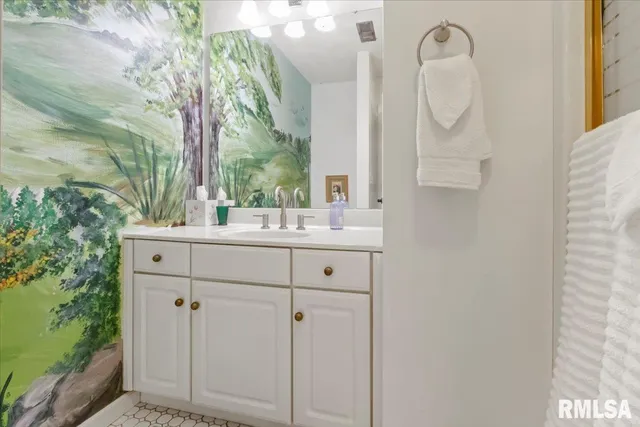 $499,000 | 136 Star Rim Drive, East Peoria, IL 61611