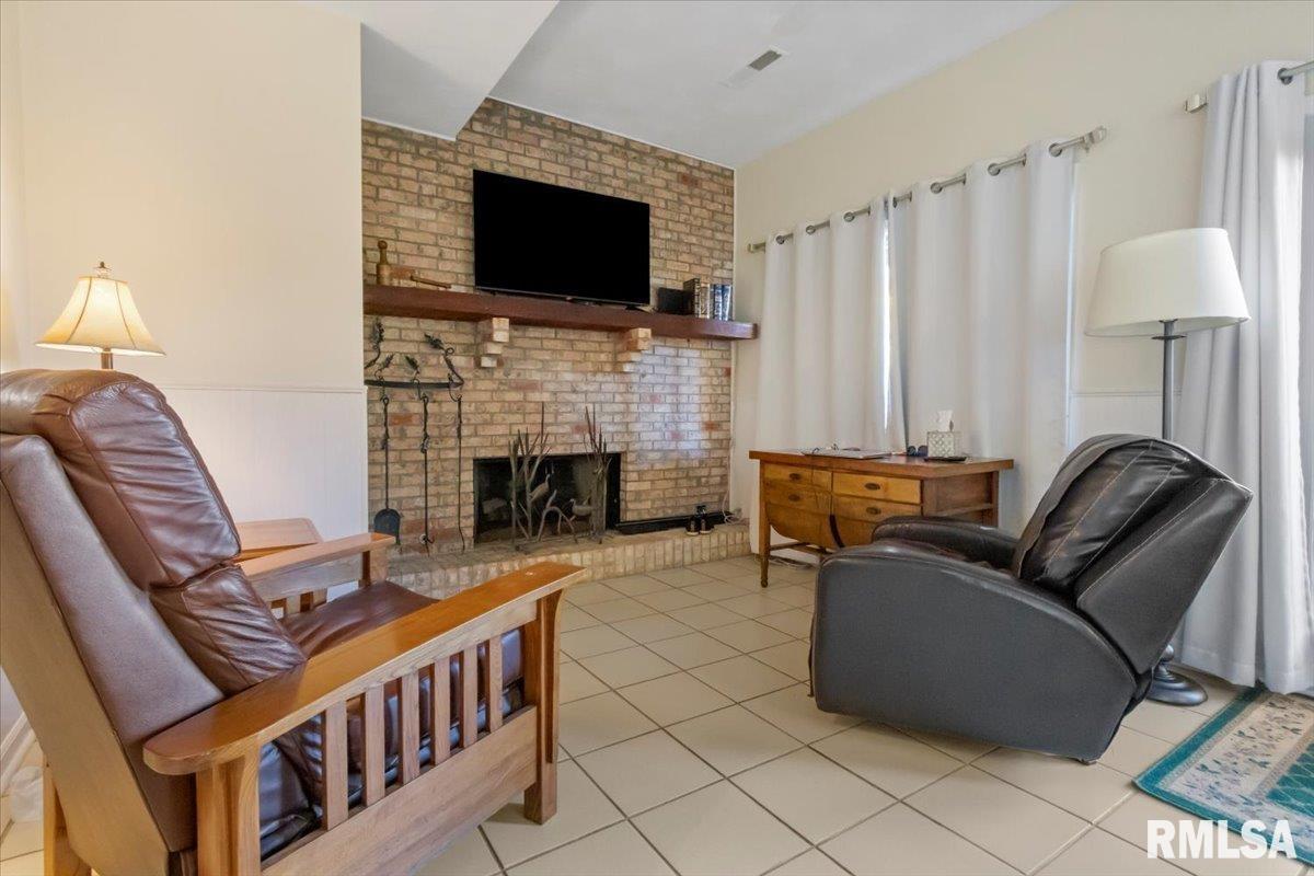 136 Star Rim Drive East Peoria, IL 61611 - Photo 46 of 70